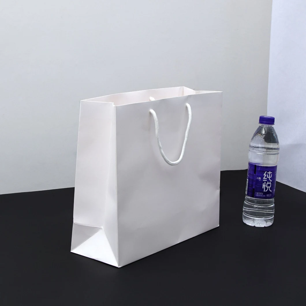 Customized White Color 220GSM Ivory Paper Gift Tote Bag Paper Bag for Cloth Shop